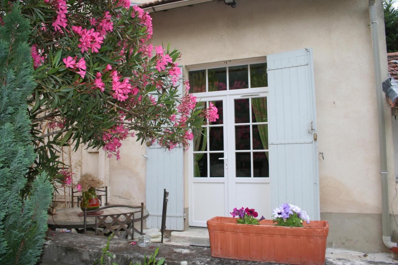 Le Petit Palais Maisonnette Aparthotel Αβινιόν Εξωτερικό φωτογραφία