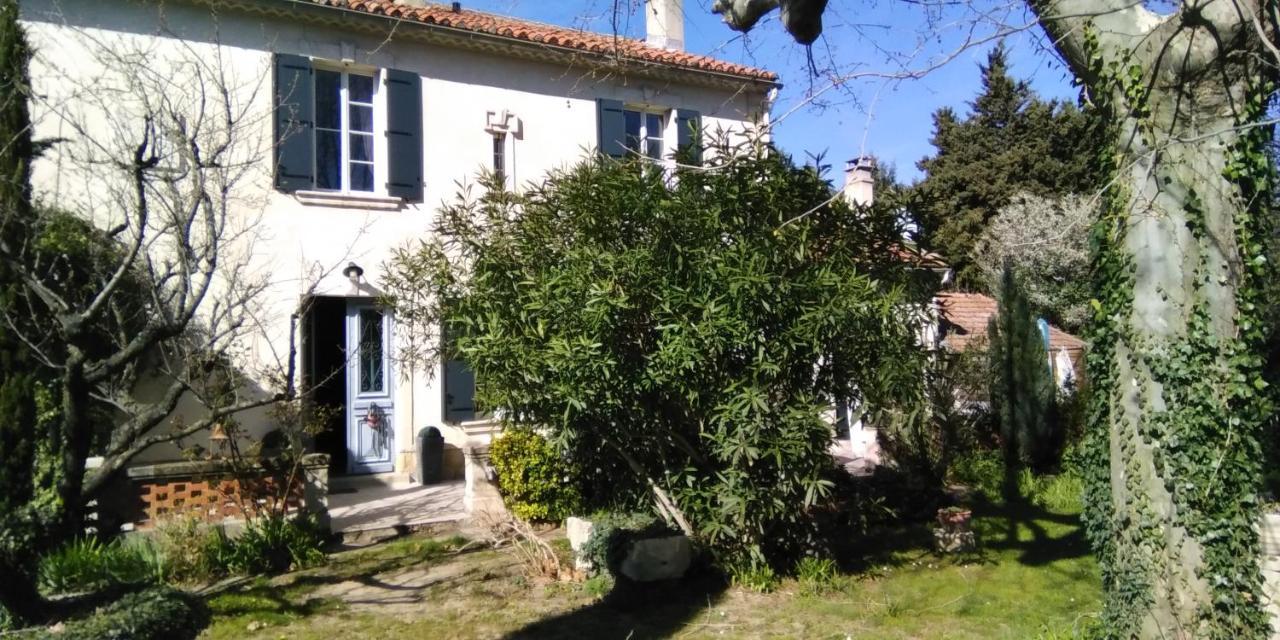 Le Petit Palais Maisonnette Aparthotel Αβινιόν Εξωτερικό φωτογραφία
